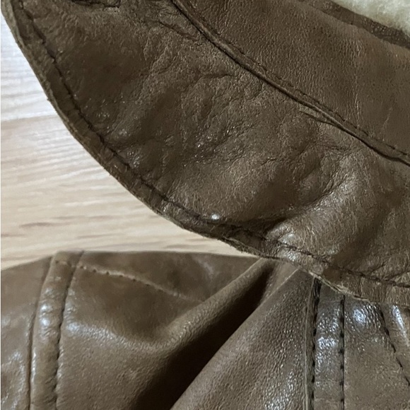 VINTAGE DISTRESSED BANANA REPUBLIC leather jacket - Picture 14 of 14